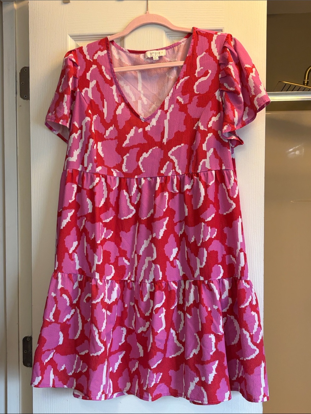 Umgee Pink & Red Patterned Tiered V-Neck Tunic dress - Picture 3 of 6